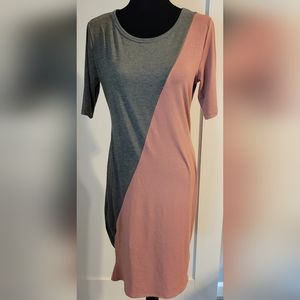 LulaRoe dress, size medium. This dress was worn only half a dozen times.
